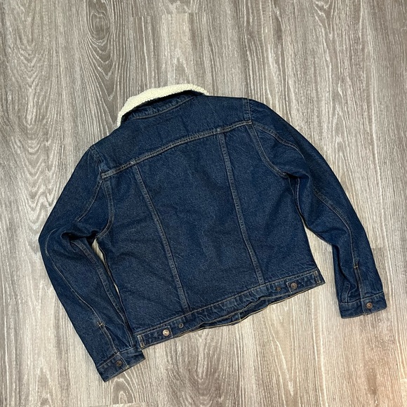 Levis jean jacket - Picture 7 of 8